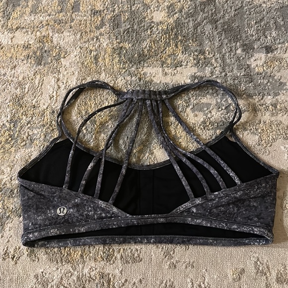 LULULEMON ATHLETICA - Picture 2 of 2